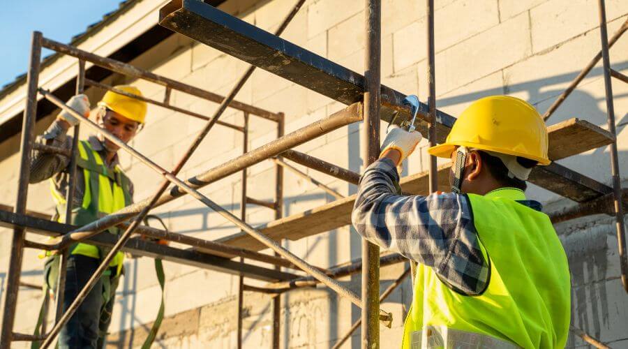 Professional fairlawn roofing services in Moxee, WA